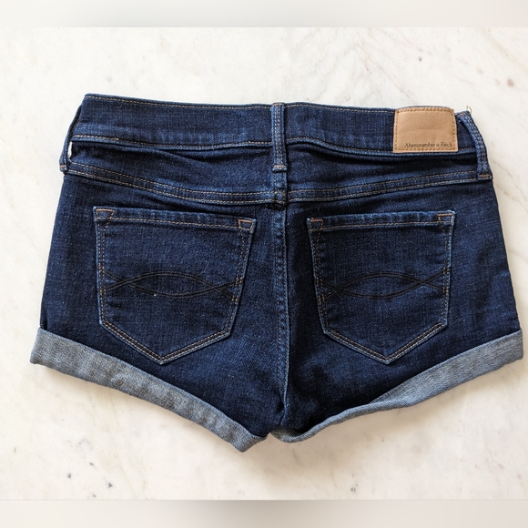 Abercrombie Shorts - Picture 2 of 3